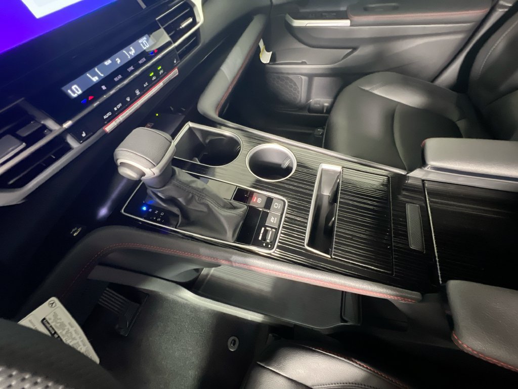 New 2026 Toyota Sienna XSE FWD image 24