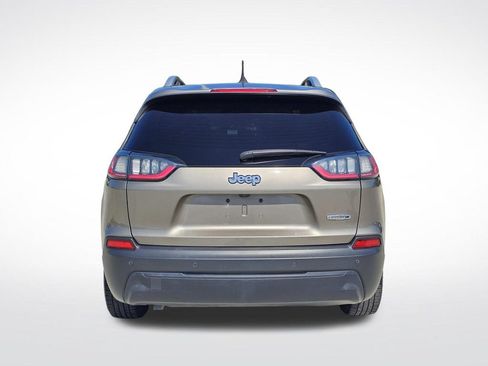 Used 2021 Jeep Cherokee Latitude Plus FWD image 11