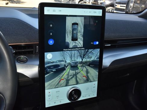 Certified 2023 Ford Mustang Mach-E GT image 28