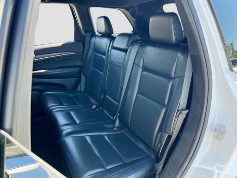 Certified 2019 Jeep Grand Cherokee Limited w/ Luxury Group II AWD/4WD image 25