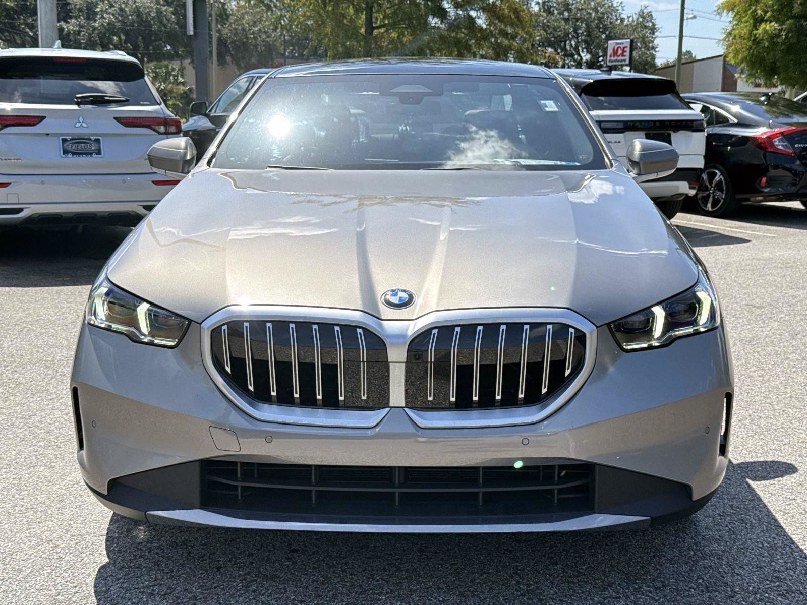 Used 2026 BMW 530i RWD image 8
