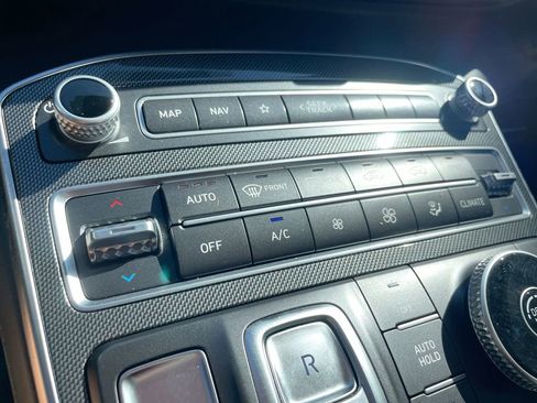 Used 2023 Hyundai Santa Fe Limited image 47