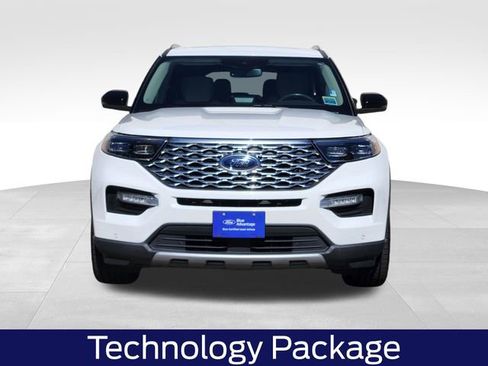 Certified 2023 Ford Explorer Platinum w/ Technology Package AWD/4WD image 3