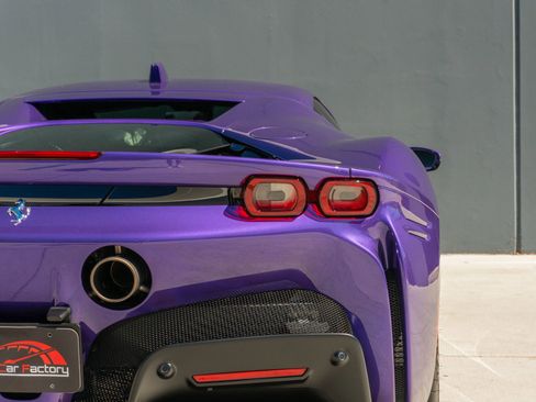 Used 2022 Ferrari SF90 Stradale image 42