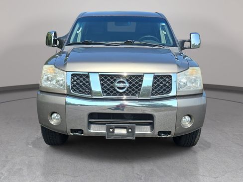 Used 2006 Nissan Titan LE w/ (T01) Tow Pkg AWD/4WD image 2
