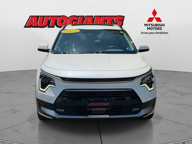 Used 2023 Kia Niro EX Touring FWD image 6