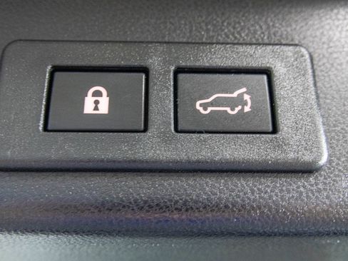 Used 2023 Subaru Ascent Limited w/ Technology Package image 45