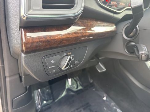 Used 2018 Audi Q5 2.0T Premium Plus w/ Premium Plus Package image 15