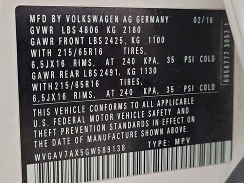 Used 2016 Volkswagen Tiguan S FWD image 33