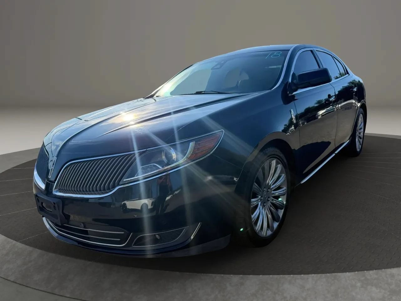 Used 2014 Lincoln MKS AWD image 1