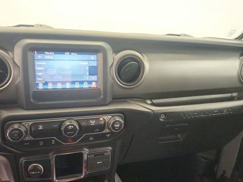 Used 2023 Jeep Wrangler Unlimited Sport AWD/4WD image 14