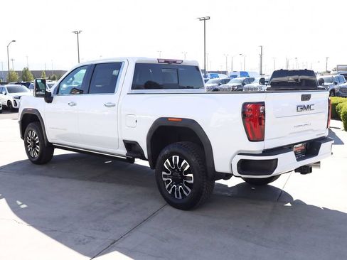 New 2026 GMC Sierra 2500 Denali Ultimate AWD/4WD image 4