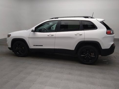 Used 2019 Jeep Cherokee Latitude Plus FWD image 3