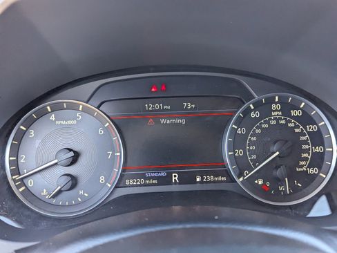 Used 2019 INFINITI QX50 Luxe w/ Navigation Package image 32