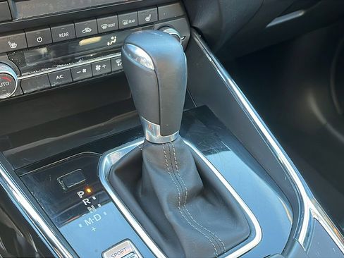 Used 2023 MAZDA CX-9 Touring image 16