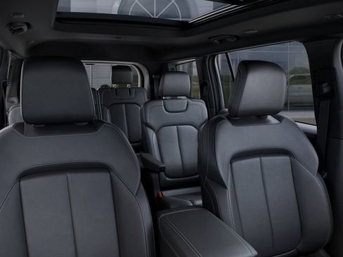 New 2026 Jeep Grand Cherokee L Limited w/ Limited Altitude Package AWD/4WD image 26