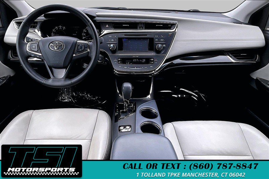 Used 2013 Toyota Avalon XLE Premium FWD image 16