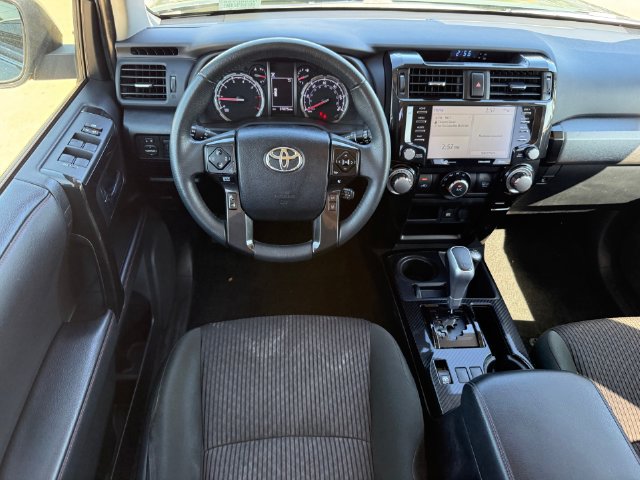 Used 2022 Toyota 4Runner TRD Off-Road AWD/4WD image 22