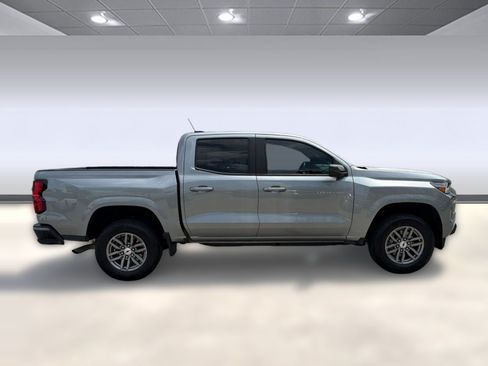 Certified 2024 Chevrolet Colorado LT w/ LT Convenience Package II RWD image 8