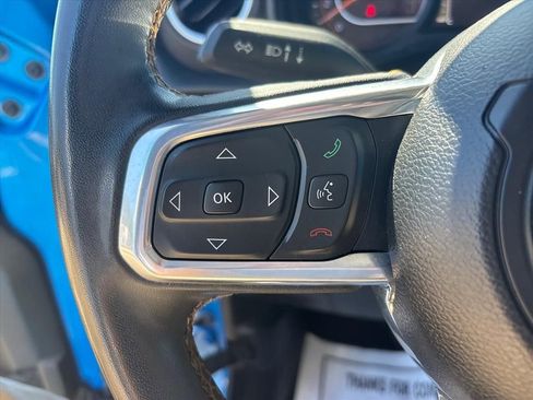 Used 2024 Jeep Wrangler Unlimited Sahara AWD/4WD image 28