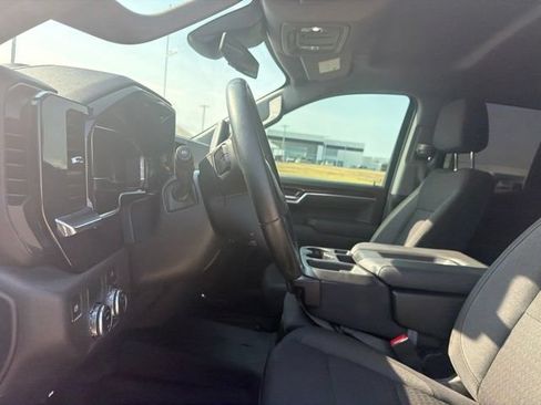 Used 2025 GMC Sierra 1500 Elevation RWD image 12