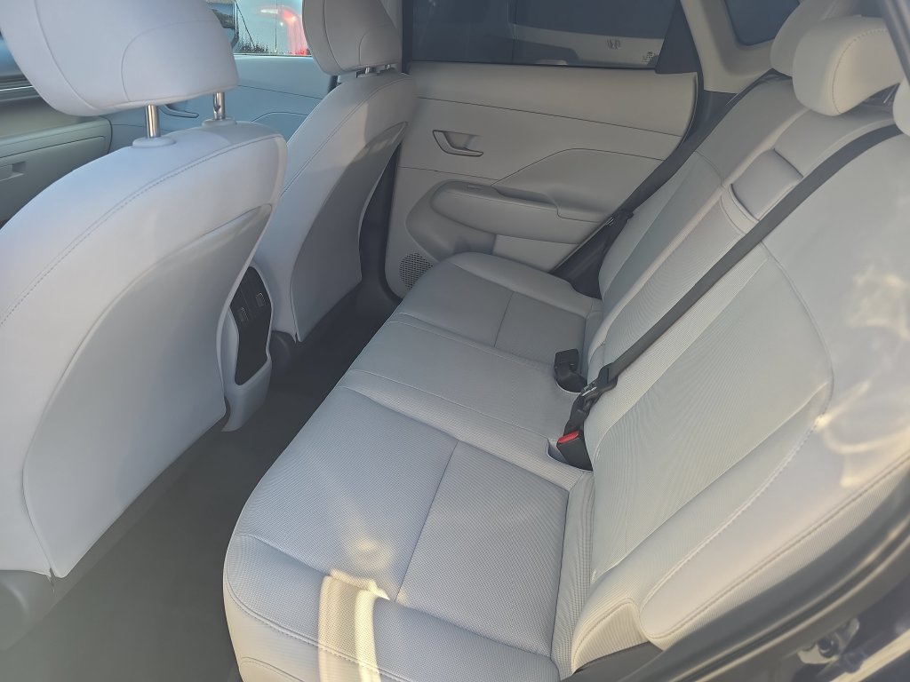 Used 2025 Hyundai Kona SEL FWD image 22