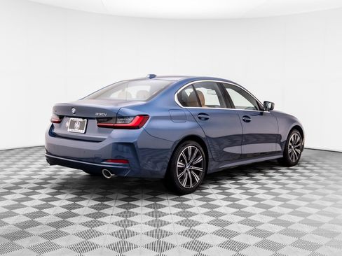 Certified 2025 BMW 330i xDrive Sedan AWD/4WD image 5