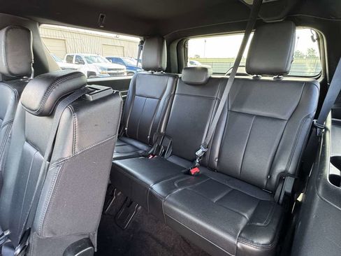 Used 2018 Ford Expedition Max XLT w/ Equipment Group 202A image 21