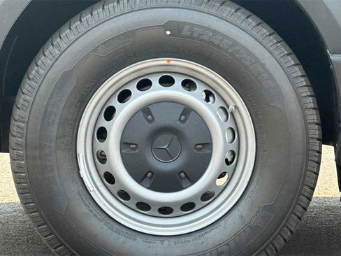 Used 2024 Mercedes-Benz Sprinter 144 Cargo image 24