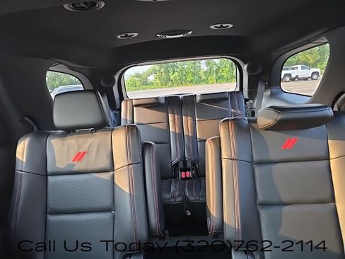 Used 2024 Dodge Durango R/T AWD/4WD image 17