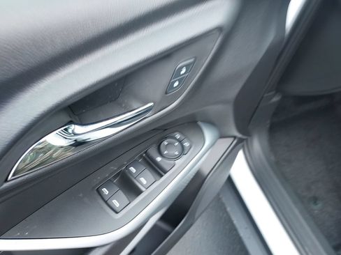 New 2026 Chevrolet Trax LS w/ LS Convenience Package FWD image 11