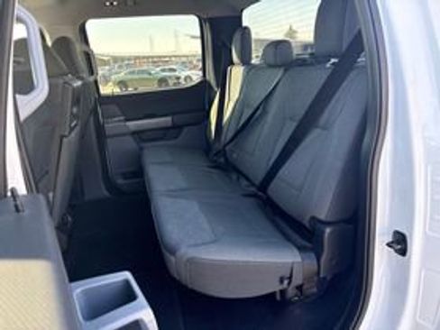 Used 2024 Ford F150 XLT AWD/4WD image 10