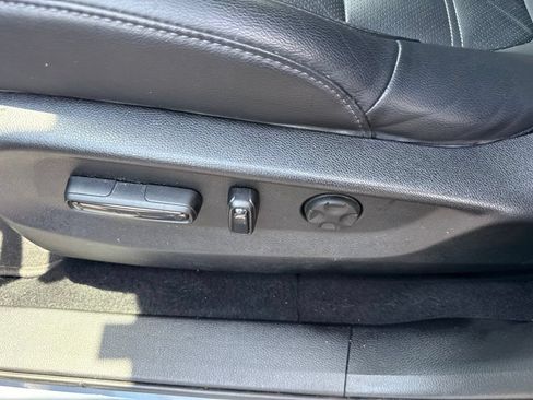 Certified 2020 Honda CR-V Touring image 23
