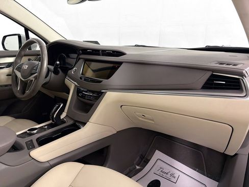 Used 2022 Cadillac XT5 Premium Luxury image 31