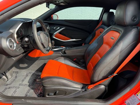Used 2018 Chevrolet Camaro SS w/ Hot Wheels Edition image 20