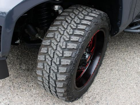 Used 2024 Toyota Tacoma TRD Sport image 47