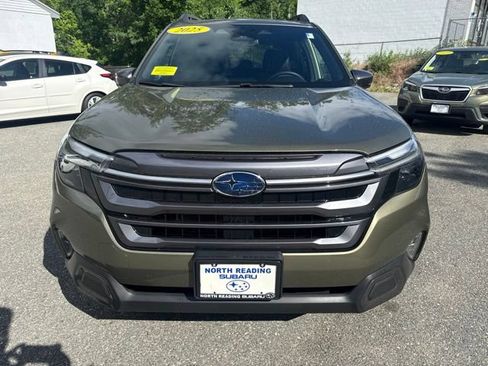 Used 2025 Subaru Forester Limited AWD/4WD image 8