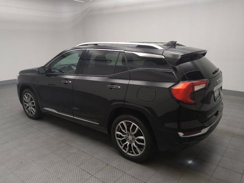 Used 2022 GMC Terrain Denali w/ Denali Premium Package AWD/4WD image 5