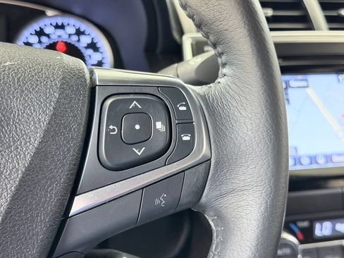 Used 2017 Toyota Camry XLE FWD image 41