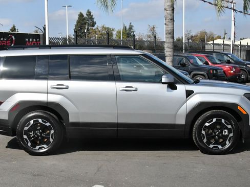 Used 2024 Hyundai Santa Fe SEL image 11