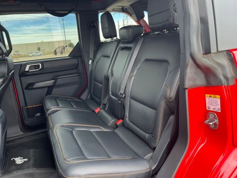 Used 2024 Ford Bronco Badlands image 27