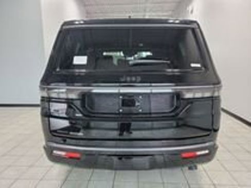 New 2026 Jeep Grand Wagoneer 4WD image 5