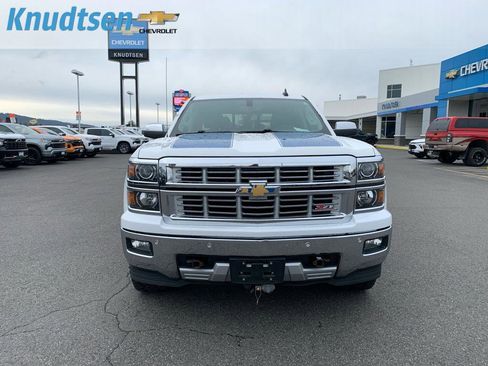 Used 2015 Chevrolet Silverado 1500 LTZ Z71 w/ LTZ Plus Package image 2
