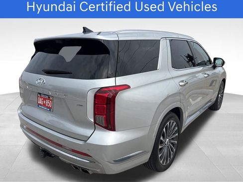 Used 2024 Hyundai Palisade Calligraphy image 11