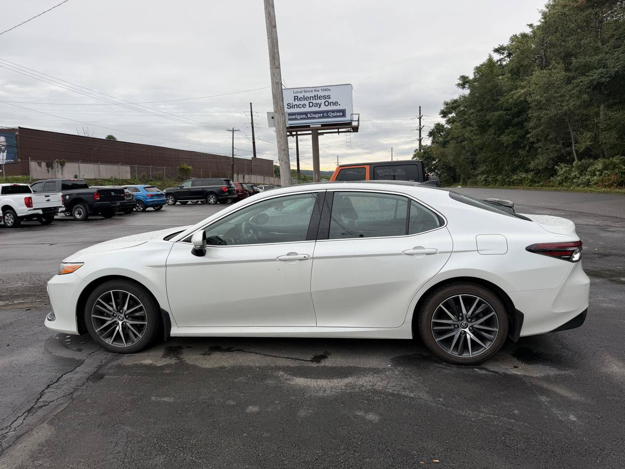 Used 2024 Toyota Camry XLE w/ Cold Weather Package AWD/4WD image 7