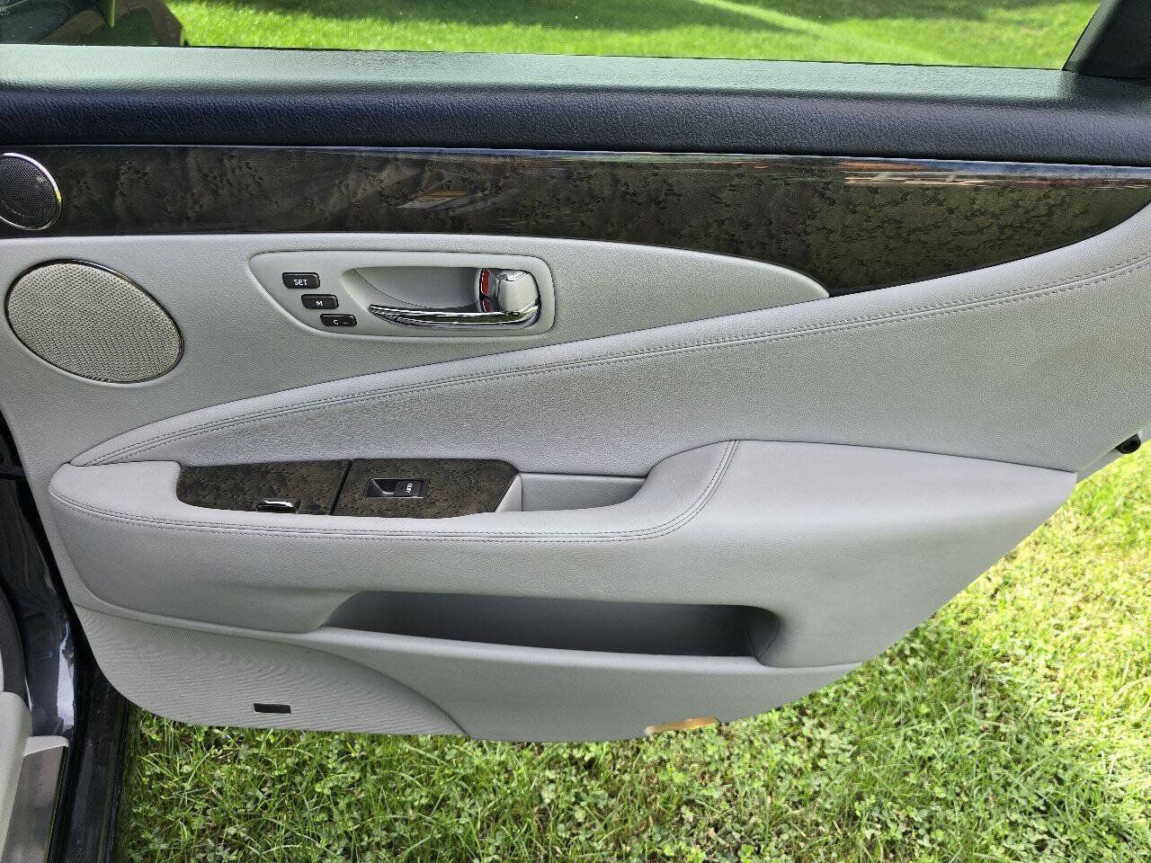 Used 2008 Lexus LS 460 L RWD image 28