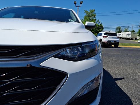 Certified 2022 Chevrolet Malibu LT w/ Sport Edition FWD image 10