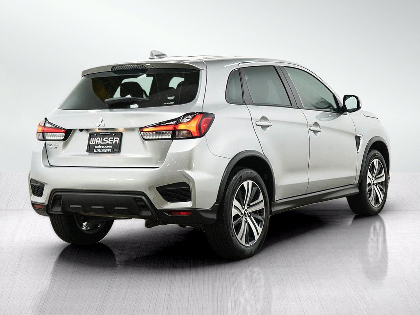Used 2024 Mitsubishi Outlander Sport LE AWD/4WD image 5