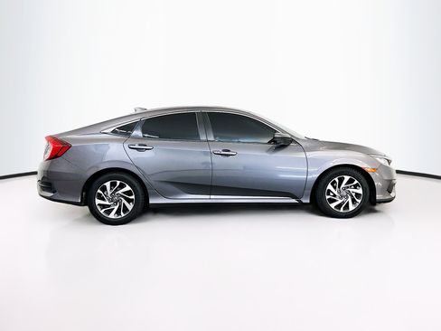 Used 2018 Honda Civic EX image 10