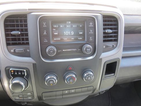 Used 2019 RAM 1500 Express w/ Express Value Package AWD/4WD image 18